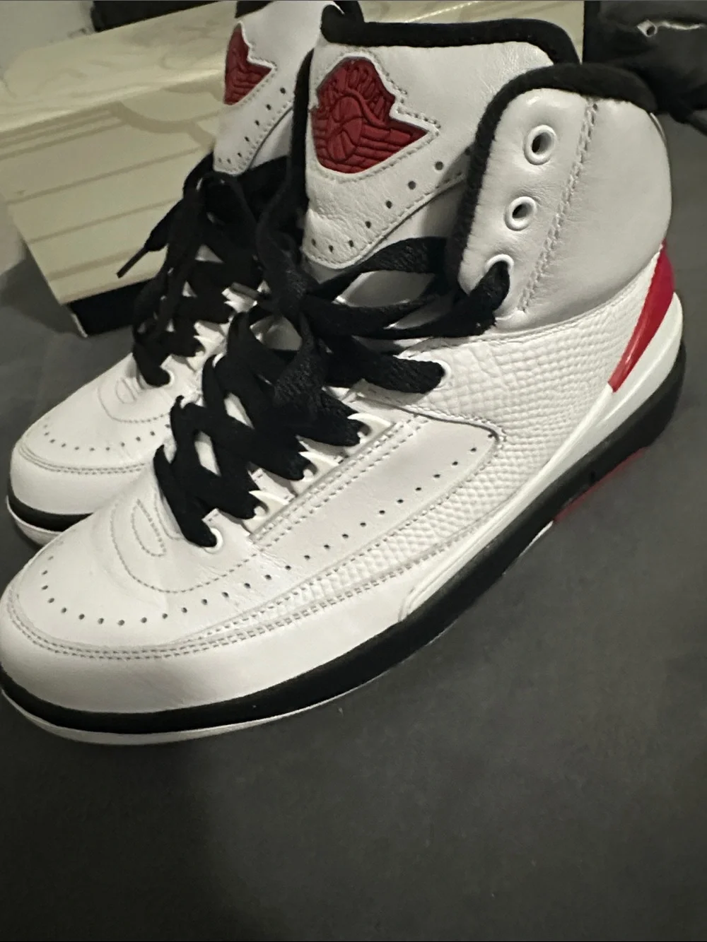 Air Jordan White/Black/Red Retro Sneakers